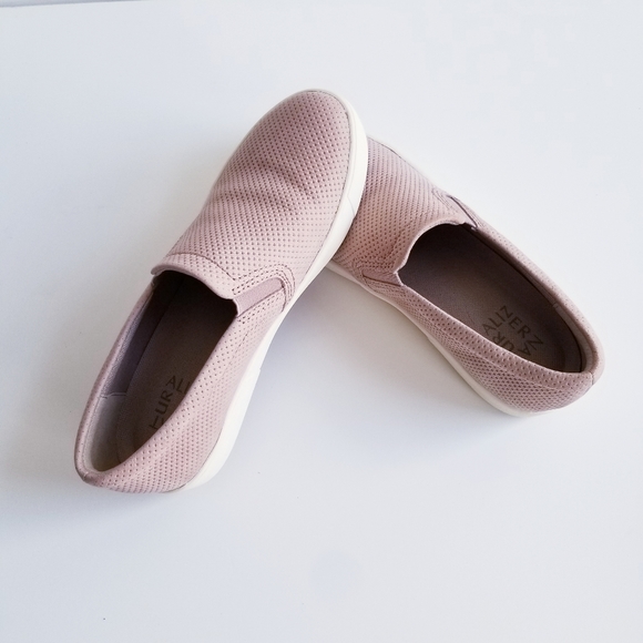 Naturalizer Shoes - Naturalizer Marianne slip on sneaker size 7W